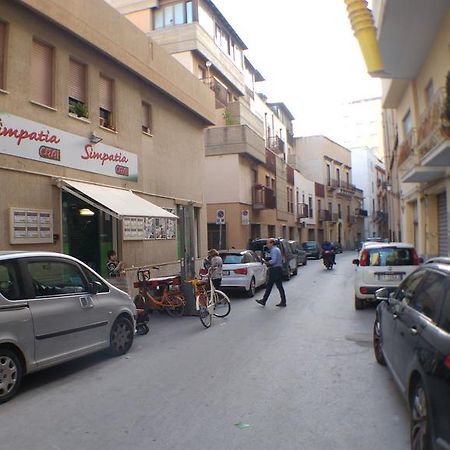 Appartamenti Al Porto Trapani Exterior foto