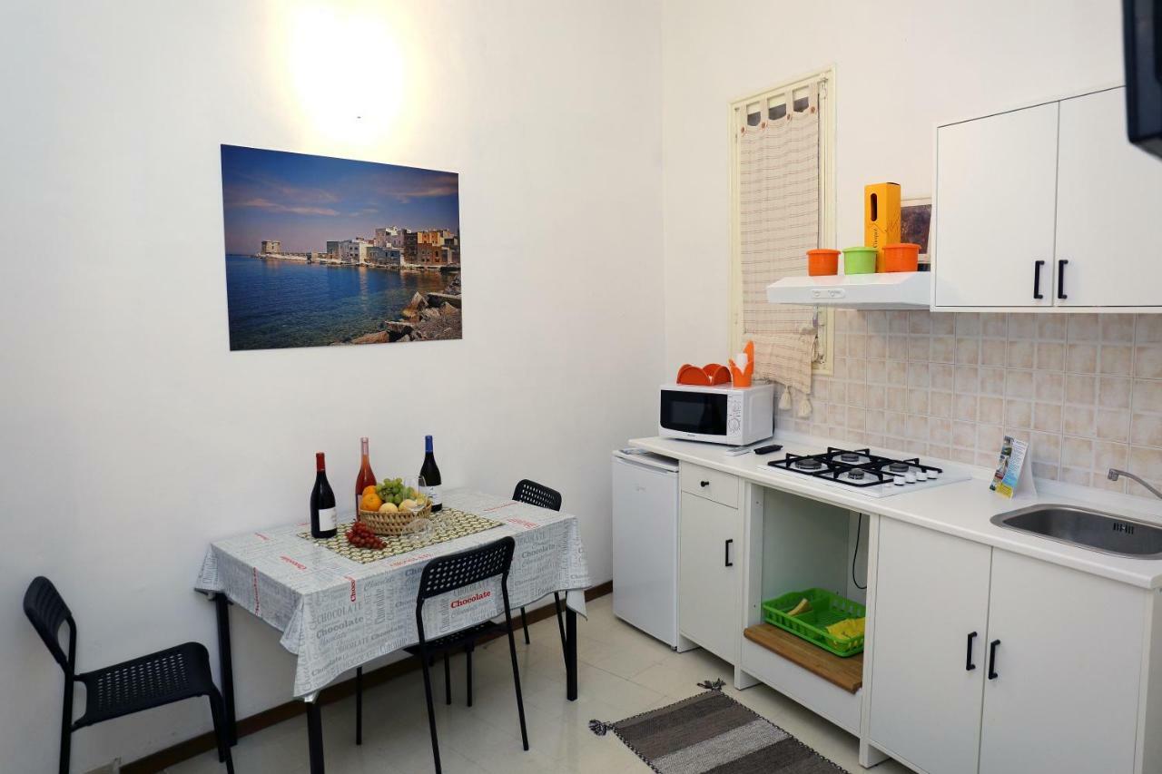 Appartamenti Al Porto Trapani Exterior foto